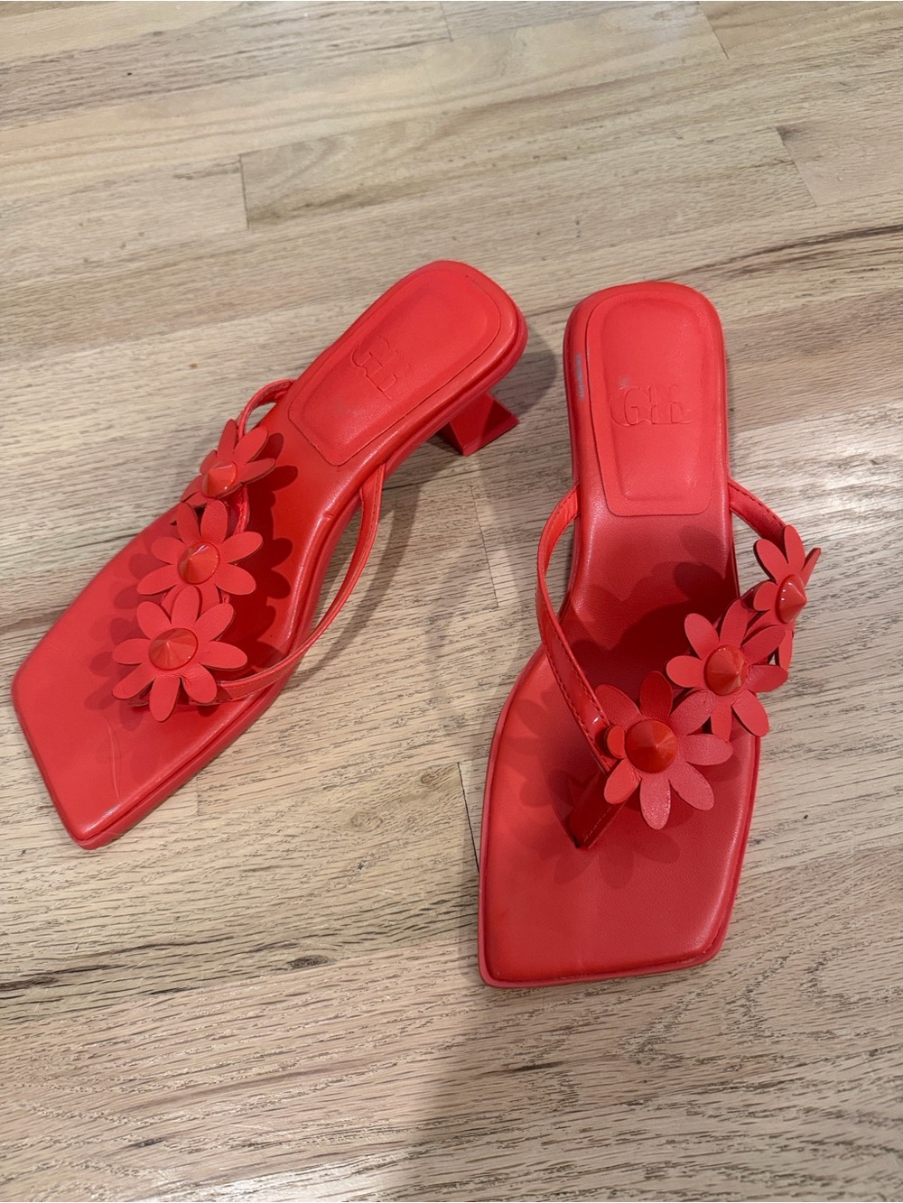 Coral GB Floral Square-Toe Women's Sandals - Picture 2 of 11